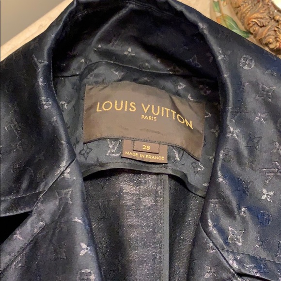 Stunning Louis Vuitton evening trench coat - Picture 5 of 8